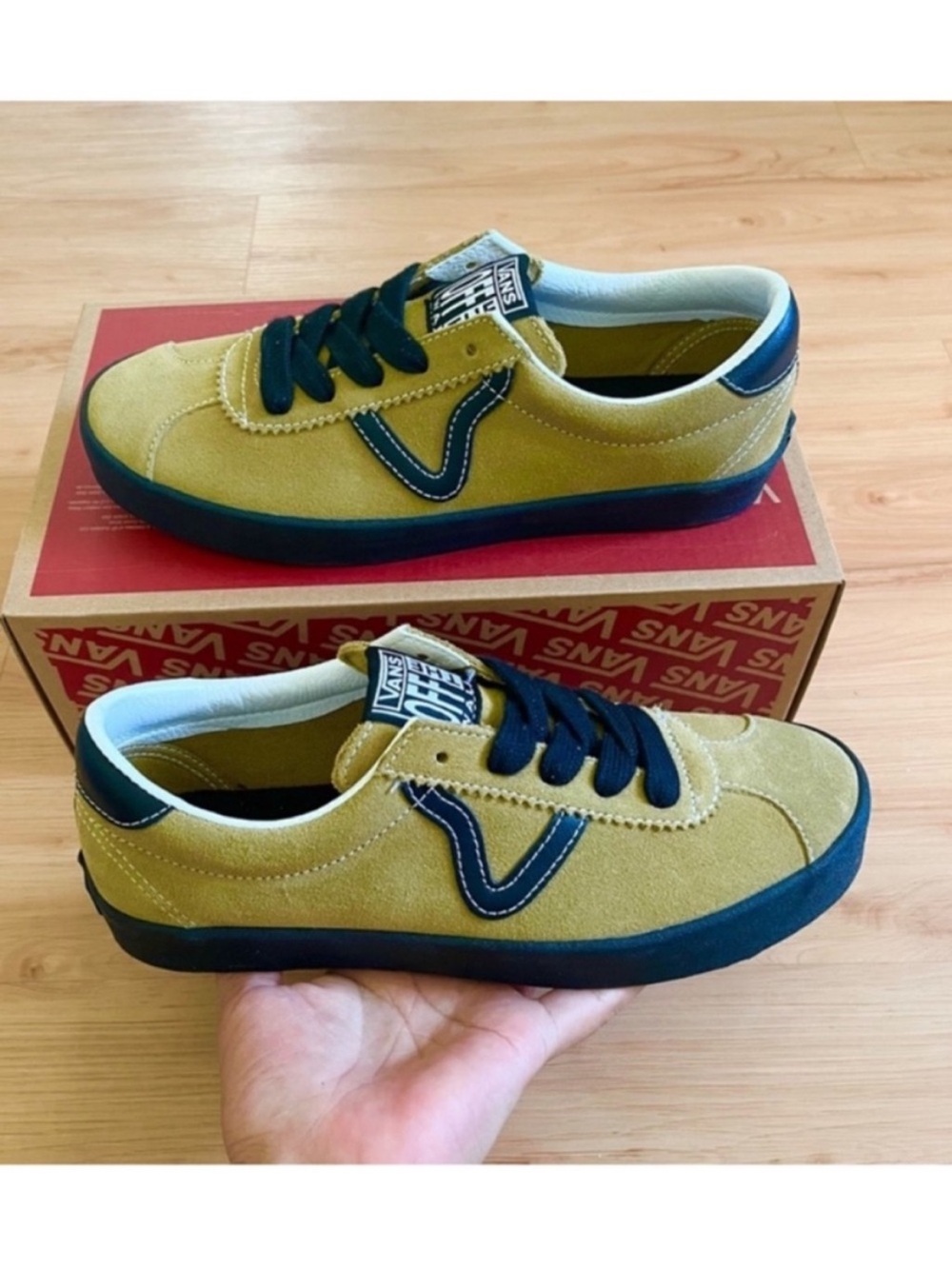 Vans Sport Low Suede Shoes Women Size 9.5 US.Mens 8.0